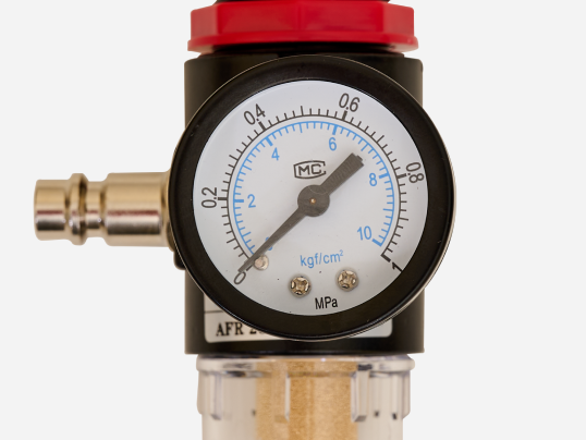 Манометр и клапан сброса давления по ГОСТ